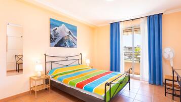 1 bedroom, iron/ironing board, free WiFi, bed sheets