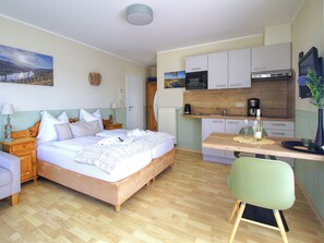 1 bedroom, travel crib, free WiFi, bed sheets