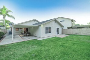 Exterior - One-Story w/ Backyard & FastWiFi (Avocado Perch) (Laguna Hills)