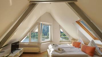 3 slaapkamers, reisbedje, gratis wifi, beddengoed