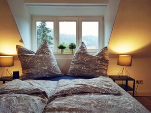 1 bedroom, WiFi, bed sheets - Villa Rapunzel - Apartment 02 "Castle View" (Rathen)