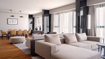 55-inch LCD TV with satellite channels, TV, heated floors