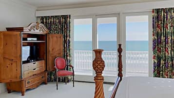 7 bedrooms, desk, iron/ironing board, free WiFi