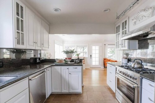 Stargaze your evenings away in the private backyard Hot Tub.