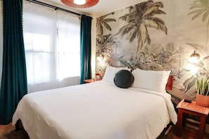 1 habitación, tabla de planchar con plancha, wifi gratis y ropa de cama