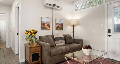 Visit our bright, spacious and clean centrally located one bedroom!