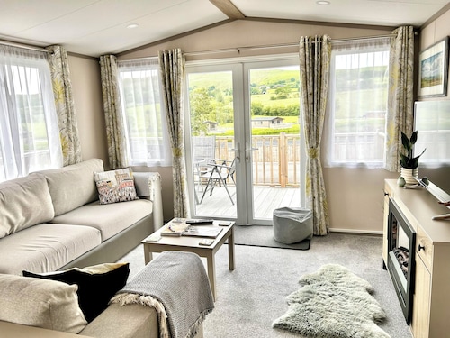 Lake View at Pendle View Holiday Park BB7 4DH