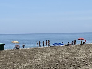 Ubicación a pie de playa y toallas de playa
