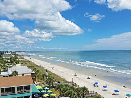 Canal Front Beach House, Dock, 2 Porches, 2 TV Dens, Short Block from Beach