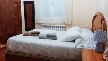 3 Schlafzimmer, kostenloses WLAN, Bettwäsche