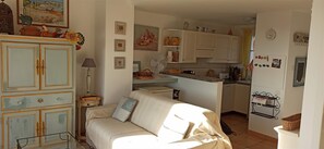 Televisión, tenis de mesa y libros 