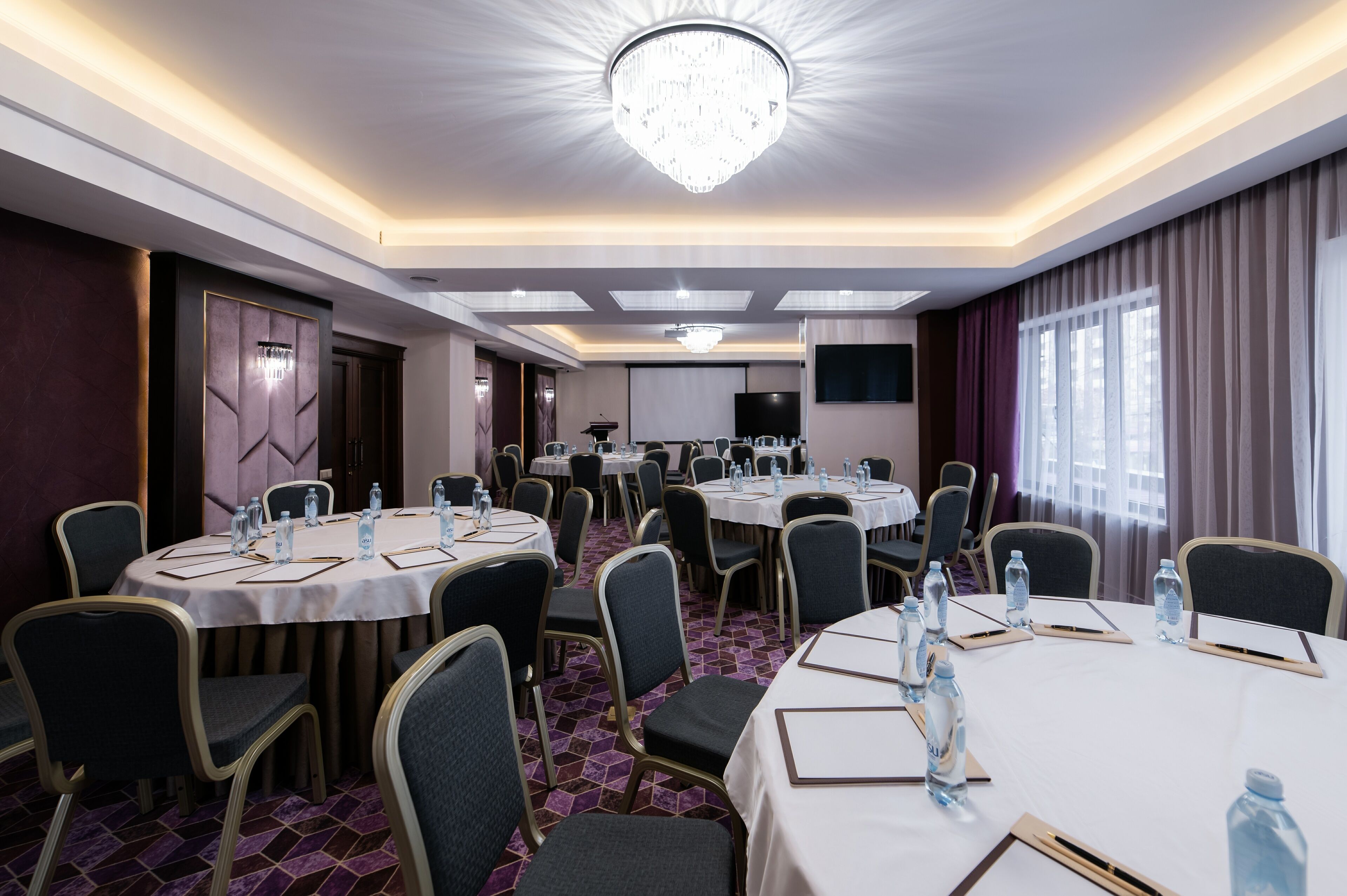 Foto - Orient Hotel Bishkek