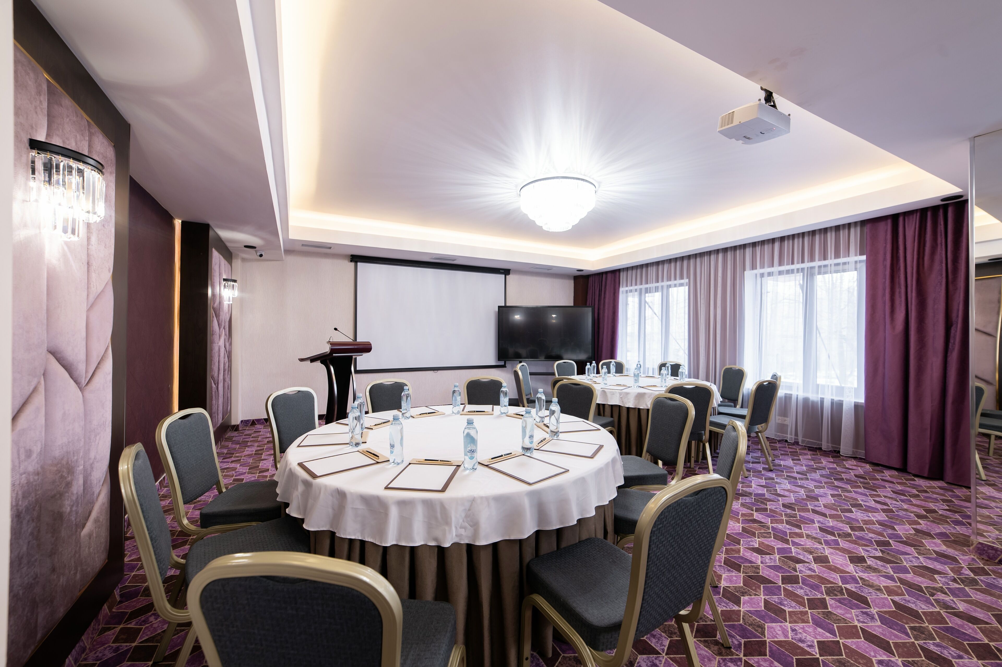 Foto - Orient Hotel Bishkek