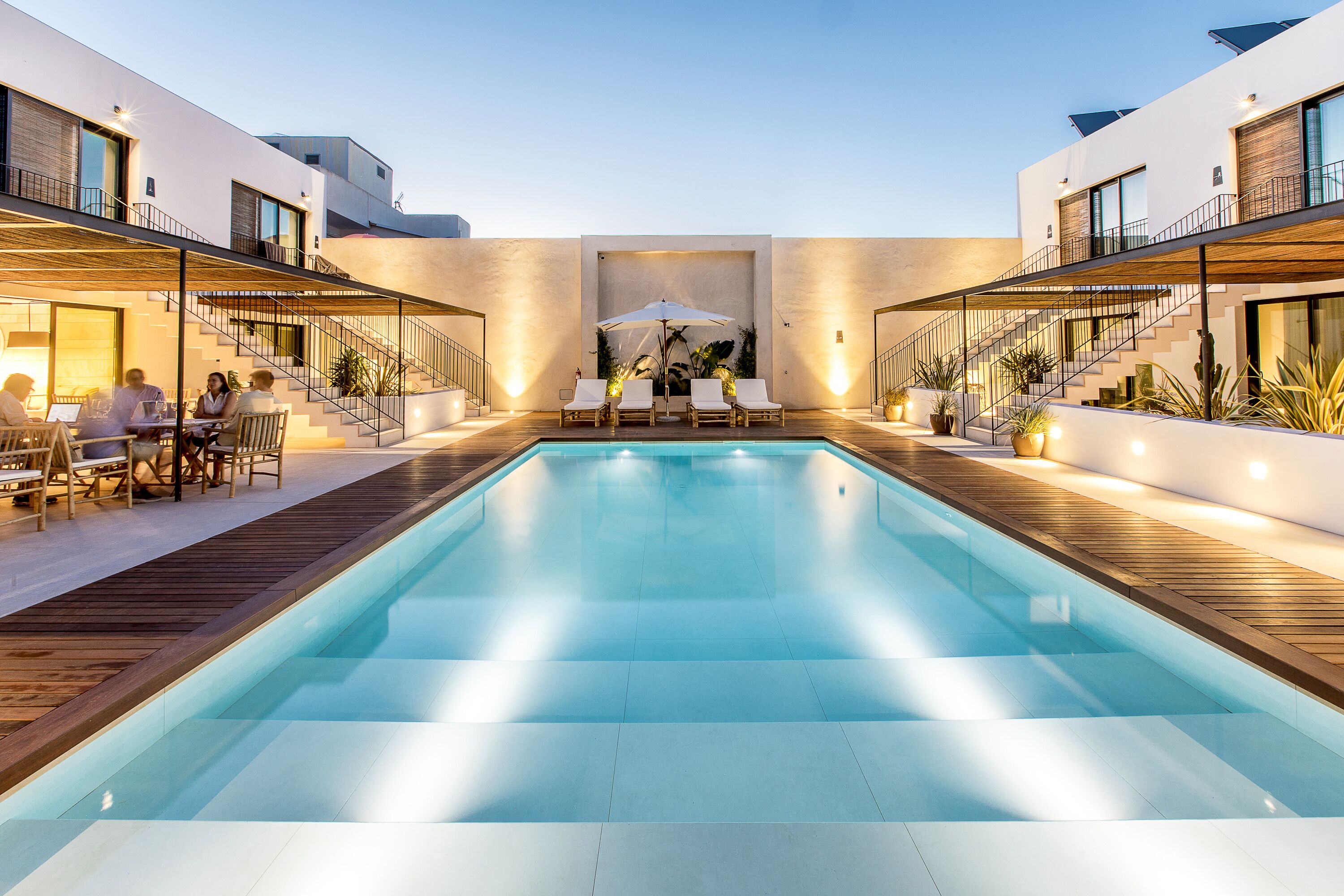 Seasonal outdoor pool