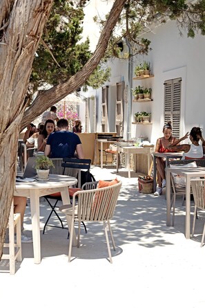 Coffee shop - Can Micalet Formentera (Formentera)