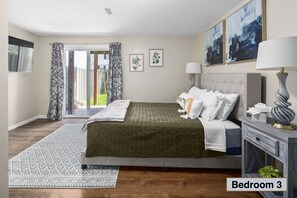 3 Schlafzimmer, Schreibtisch, Bügeleisen/Bügelbrett, Reisekinderbett