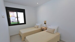 3 habitaciones, wifi gratis, ropa de cama y acceso para silla de ruedas