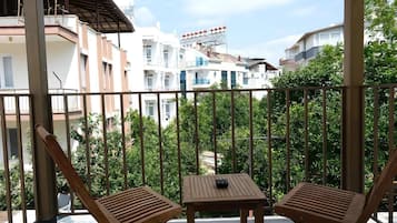 Studio Garden with Balcony | Terrasse/Patio