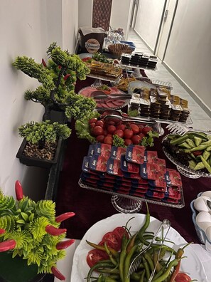 Free daily self-serve breakfast - Babil Hotel (Konyaalti)