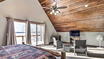 5 Schlafzimmer, Schreibtisch, Bügeleisen/Bügelbrett, Reisekinderbett