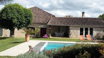 Vue sur piscine