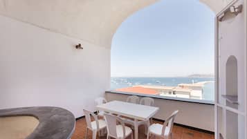 Apartamento, 1 quarto, vista para o mar | Vista da sacada
