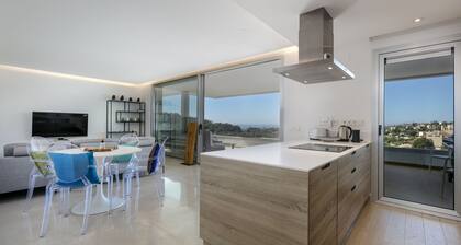 Luxury Three Bedroom Apartment in Reserva de Alcuzcuz