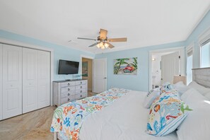 6 bedrooms, iron/ironing board, free WiFi, bed sheets