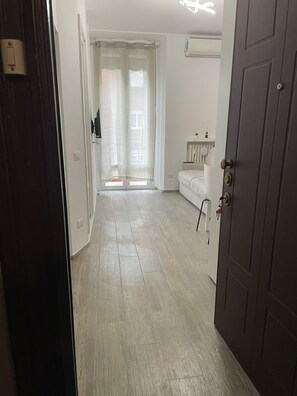 1 camera, Wi-Fi gratuito, lenzuola