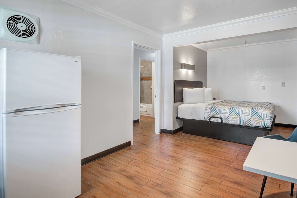 Wi-fi (inkludert) og sengetøy