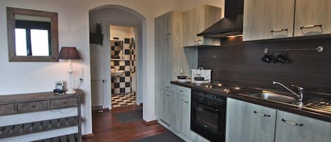 Fridge, microwave, oven