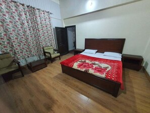 Standard Double Room | Iron/ironing board, free WiFi - Riverdale Resort Kalam (Swat)