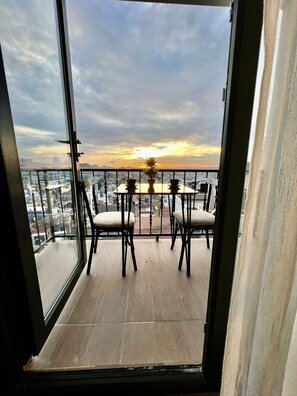 Deluxe-studiolejlighed - byudsigt | Terrasse/gårdhave