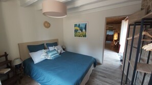 2 bedrooms, iron/ironing board, free WiFi, bed sheets - At the gateway to the Périgord, your vacations in the countryside (Saint-Yrieix-la-Perche)