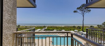 313 Ocean One - Direct Oceanfront and 3 Bedrooms