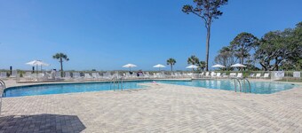 313 Ocean One - Direct Oceanfront and 3 Bedrooms