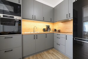 No. 1 - 2 Bedroom Apartment | Eigene Küche