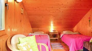 3 makuuhuonetta, ilmainen Wi-Fi, vuodevaatteet