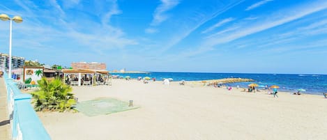 Vlak bij het strand