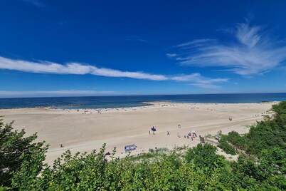 Holiday Home in Jarosławiec near Beach & Cliff