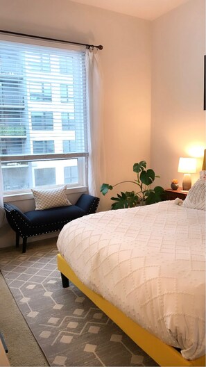 1 bedroom, WiFi, bed sheets