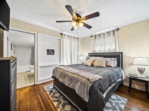 4 soverom, strykejern/-brett, wi-fi og sengetøy