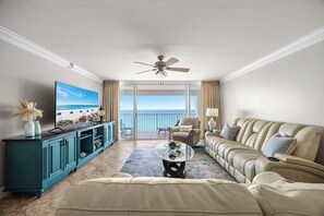 TV, DVD player - Blue Horizon - Destin Gulfgate 0804! (Destin)