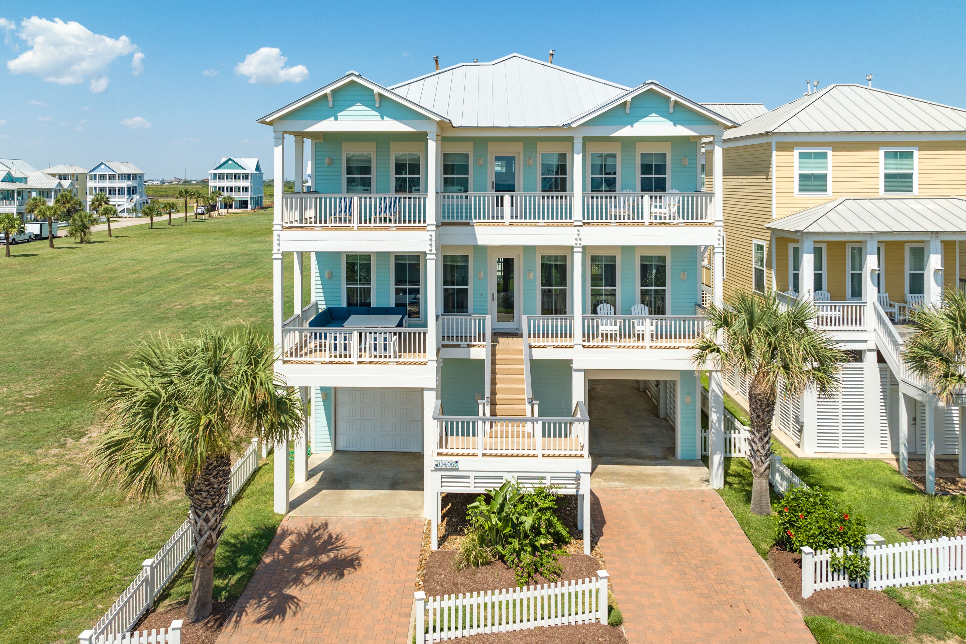 Private Beachside Home w/ 4 Suites, Gulf Views, 2 Covered Decks & 200' to Beach