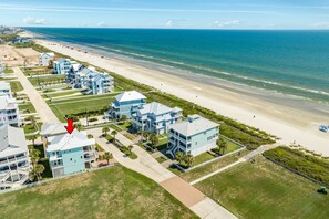 Beach nearby - Private Beachside Home w/ 4 Suites, Gulf Views, 2 Covered Decks & 200' to Beach (Galveston)