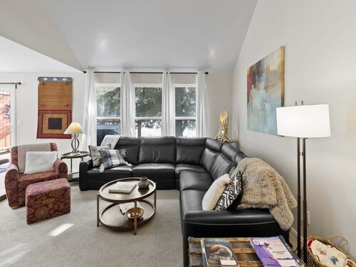 Lovely 4 BDR Home w/ Private Hot Tub; Near Trails!