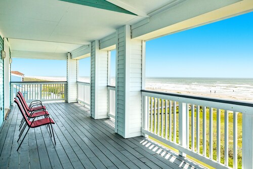Private Beachfront Home w/ 5 Suites, 2 Decks, Dog Friendly & Steps From Beach