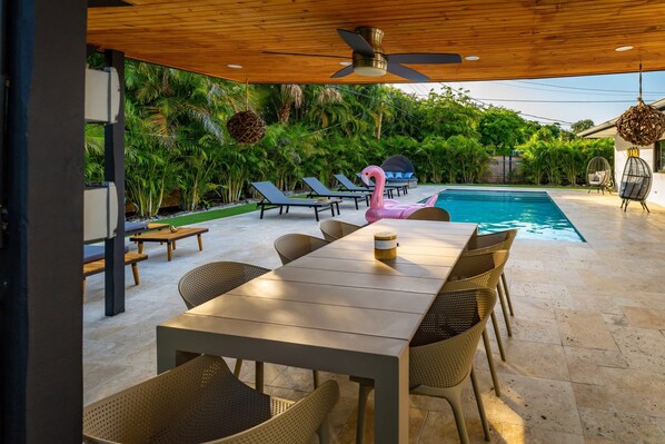 Outdoor pool, a heated pool