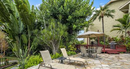 Kalani Kai#104 1st Floor, Remodeled Unit in Heart of Kona Town! Best location