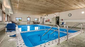 Piscine intérieure
